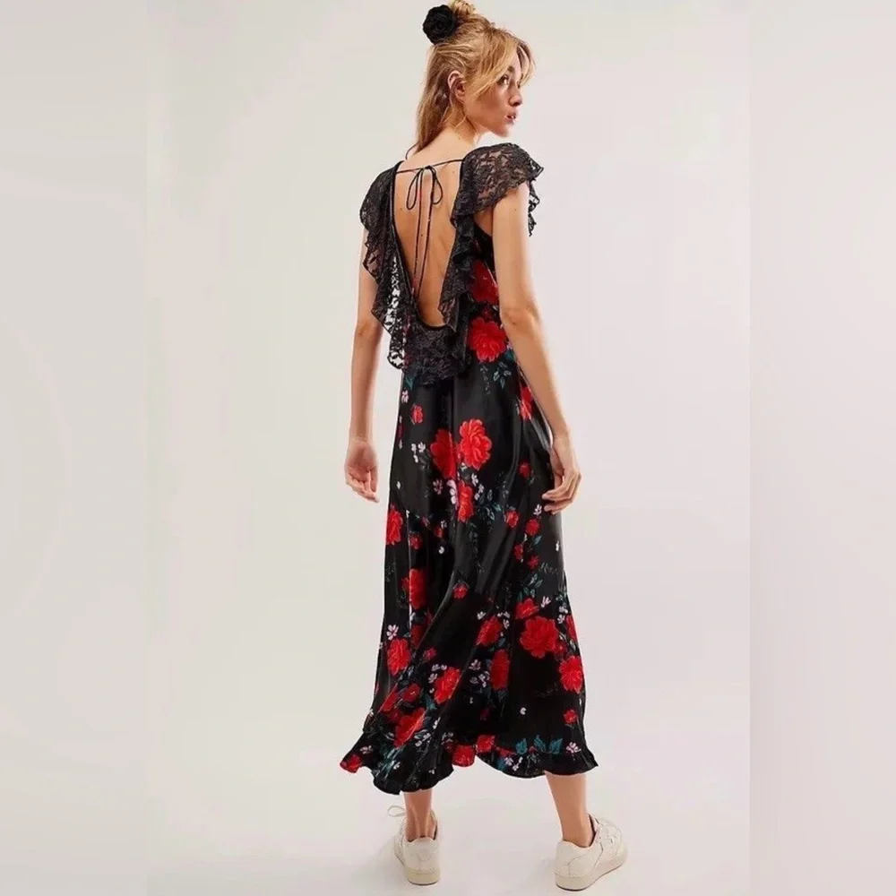 Free People Warm Hearts Midi Dress Black & Red Floral Satin Small NWOT